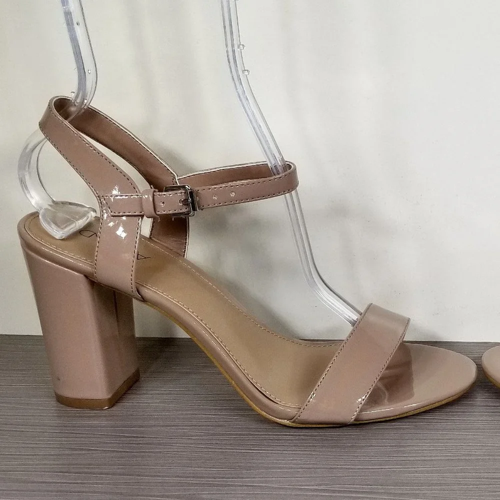 Abound Steph Block Heel Sandal, Nude Patent Faux Leather, Womens Size 8.5 M - Picture 7 of 13